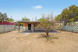 246 E President St, Tucson, AZ 85714 - Photo 15