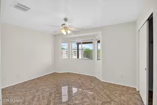 684 W Echo Mesa Dr, Green Valley, AZ 85614 - Photo 11