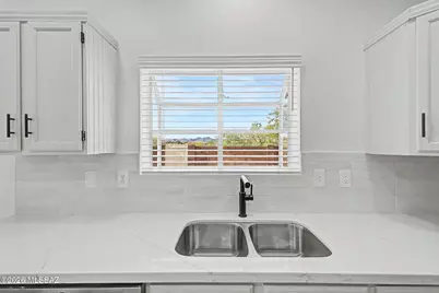 3712 W Butterfly Lane, Tucson, AZ 85742 - Photo 3