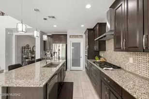 5648 S Saguaro Wash Trail, Tucson, AZ 85747 - Photo 13
