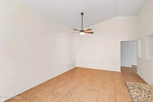 7699 S Zircon Crystal Dr, Tucson, AZ 85747 - Photo 13