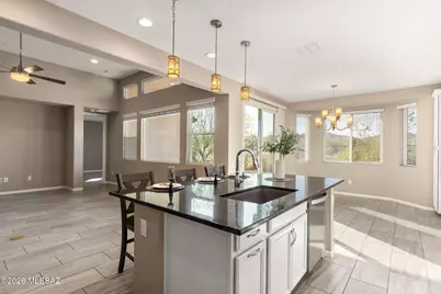7235 W Secret Bluff Pass, Marana, AZ 85658 - Photo 13