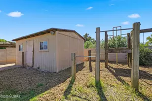 7390 N Dickinson Pl, Tucson, AZ 85741 - Photo 27