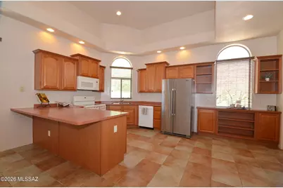 5784 W Treasure Point Place, Tucson, AZ 85713 - Photo 11