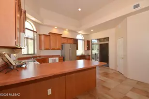5784 W Treasure Point Pl, Tucson, AZ 85713 - Photo 5