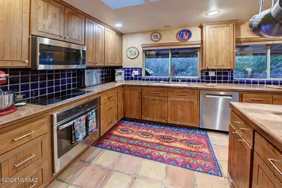 1642 E Entrada Tercera, Tucson, AZ 85718 - Photo 13