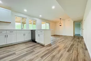 6821 N Quartzite Canyon Pl, Tucson, AZ 85718 - Photo 9