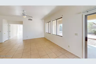 5534 S Gainsborough Road, Tucson, AZ 85746 - Photo 7