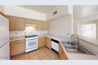 5534 S Gainsborough Road, Tucson, AZ 85746 - Photo 3