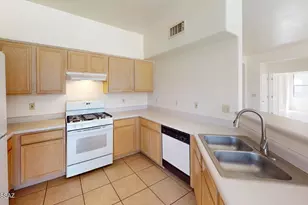 5534 S Gainsborough Rd, Tucson, AZ 85746 - Photo 3