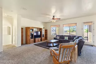 6592 W Sydney Ct, Tucson, AZ 85757 - Photo 13