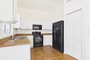8900 E Alderpoint Way, Tucson, AZ 85730 - Photo 9