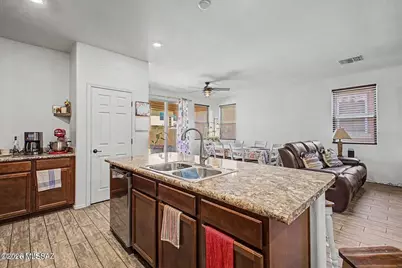 8544 W Osprey Lane, Tucson, AZ 85757 - Photo 9