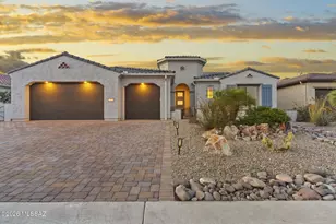 2333 E Copper Vly Wy, Green Valley, AZ 85614 - Photo 1