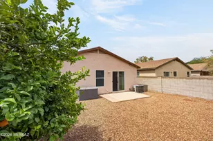 3757 E Desert Walk Ln, Tucson, AZ 85706 - Photo 3