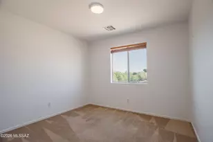 1087 W Sea Lion Dr, Tucson, AZ 85704 - Photo 37