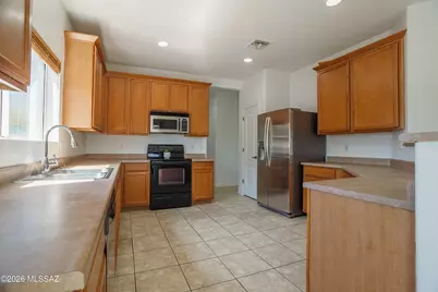 1087 W Sea Lion Drive, Tucson, AZ 85704 - Photo 5