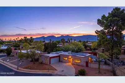 8677 E 24th Street, Tucson, AZ 85710 - Photo 1
