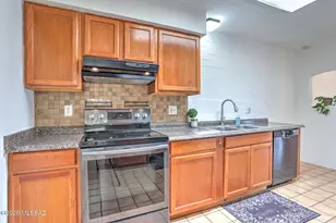 5015 E Adams St, Tucson, AZ 85712 - Photo 9