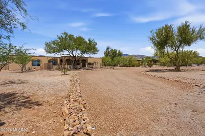 3735 N Gunnison Drive, Tucson, AZ 85749 - Photo 1