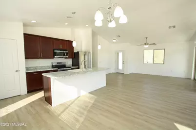 15237 N Lago Del Oro Parkway, Catalina, AZ 85739 - Photo 9