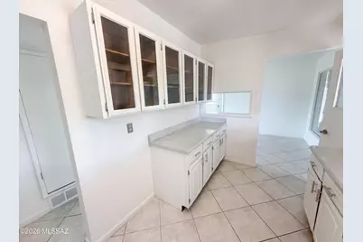 650 S Kenyon Drive, Tucson, AZ 85710 - Photo 7