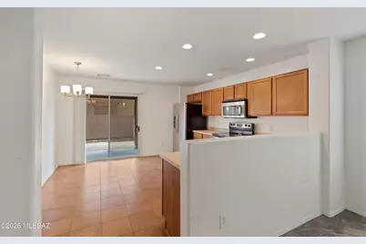 7058 S Brickellbush Lane, Tucson, AZ 85756 - Photo 9