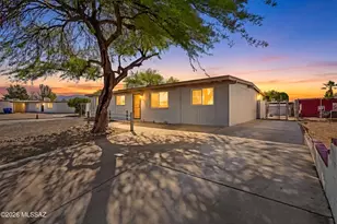 8534 E Ruby Dr, Tucson, AZ 85730 - Photo 1