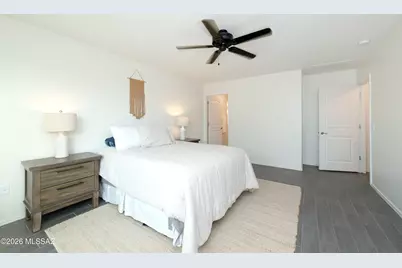 8546 W Finch Lane, Tucson, AZ 85757 - Photo 9
