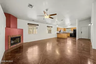 409 E Geronimo Bluff Loop, Tucson, AZ 85705 - Photo 5