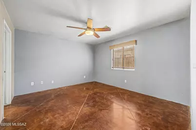 409 E Geronimo Bluff Loop, Tucson, AZ 85705 - Photo 15