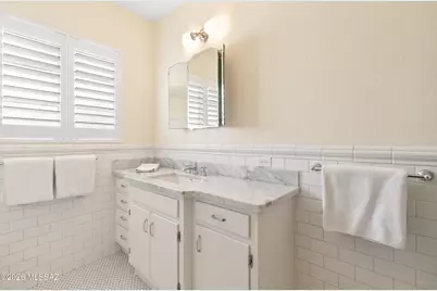 225 N Sierra Vista Drive, Tucson, AZ 85719 - Photo 13