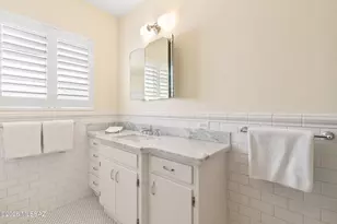 225 N Sierra Vista Dr, Tucson, AZ 85719 - Photo 13