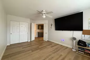 9175 N Sugar foot Dr, Tucson, AZ 85743 - Photo 37