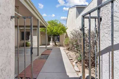 3048 W Via Principia, Tucson, AZ 85742 - Photo 3