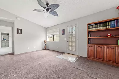 2001 W Burgundy Way, Tucson, AZ 85746 - Photo 9