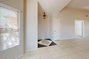 9557 Blue Ridge Mountain St, Tucson, AZ 85748 - Photo 7