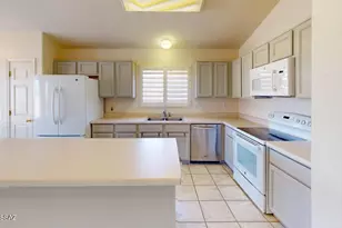 9557 Blue Ridge Mountain St, Tucson, AZ 85748 - Photo 5
