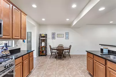 10464 S Cutting Horse Drive, Vail, AZ 85641 - Photo 7