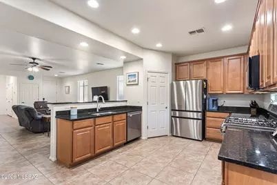 10464 S Cutting Horse Drive, Vail, AZ 85641 - Photo 5