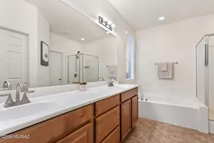 10464 S Cutting Horse Dr, Vail, AZ 85641 - Photo 17