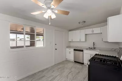 1214 W Kleindale Road, Tucson, AZ 85705 - Photo 5