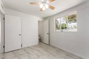 1214 W Kleindale Rd, Tucson, AZ 85705 - Photo 11