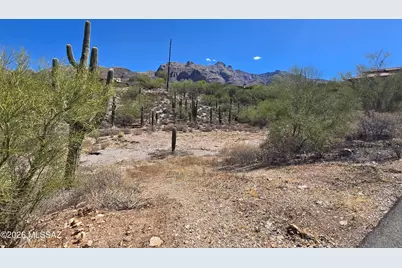 6961 N Ozona Drive #17, Tucson, AZ 85718 - Photo 1