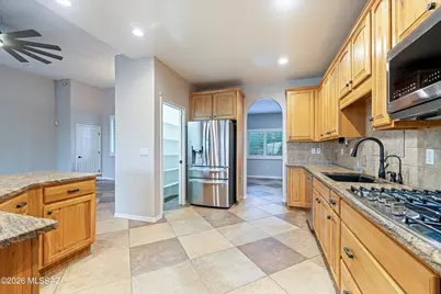 282 N Suntan Drive, Vail, AZ 85641 - Photo 9