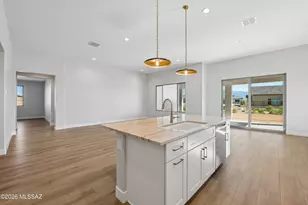 61987 E Skyview Way, Oracle, AZ 85623 - Photo 5