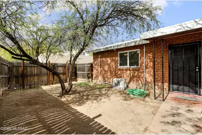 1345 E Grant Road #1, Tucson, AZ 85719 - Photo 15
