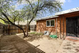 1345 E Grant Rd, Tucson, AZ 85719 - Photo 15