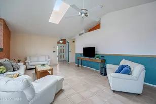 8558 S Compass Dr, Tucson, AZ 85756 - Photo 5