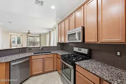 1038 W Pastora Peak Drive, Green Valley, AZ 85614 - Photo 21